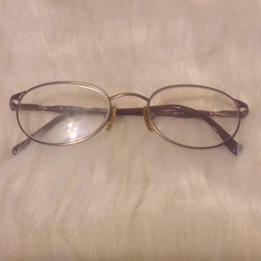 Guess frame